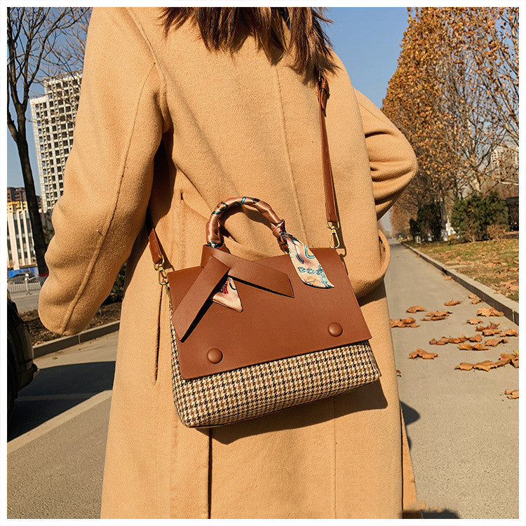 Fashion grid bag shoulder messenger bag