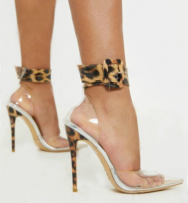 Transparent pointed sole