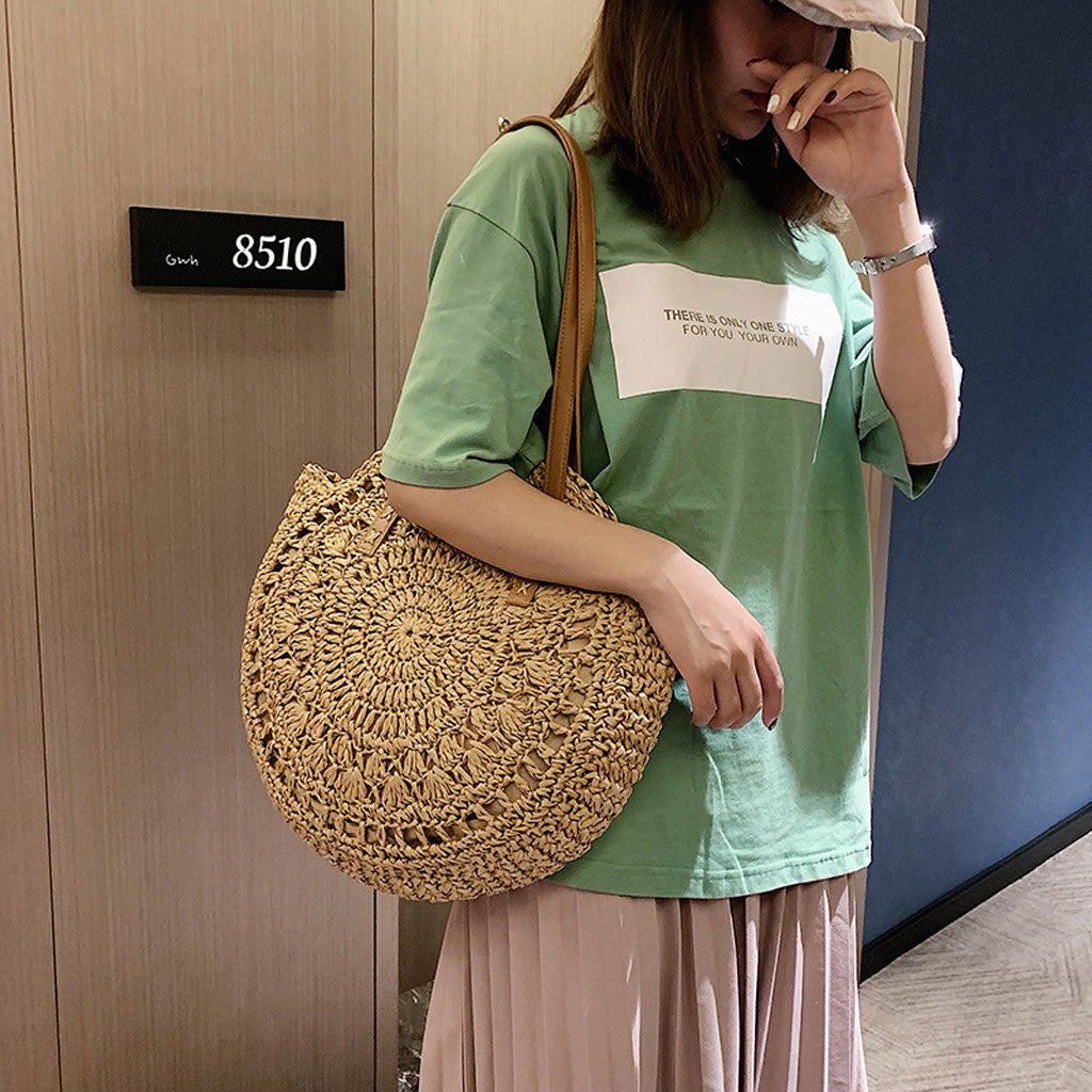 New round hollow straw bag crochet bag