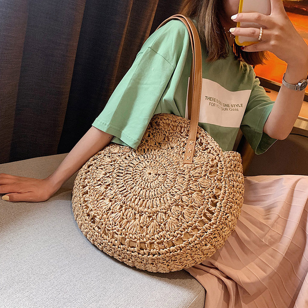 New round hollow straw bag crochet bag
