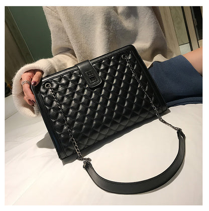 New Kind of Baggage Girls'Baggage Nethong Same Kind Korean Girls' Single Shoulder Slant Baggage Latest Edition Linger Chain Bag