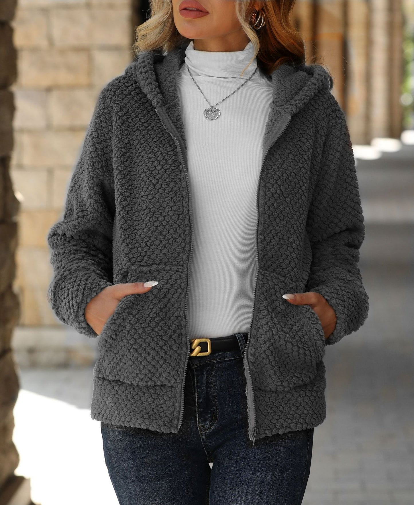 Women's Autumn And Winter Loose Pocket Hooded Zipper Plush Jacket