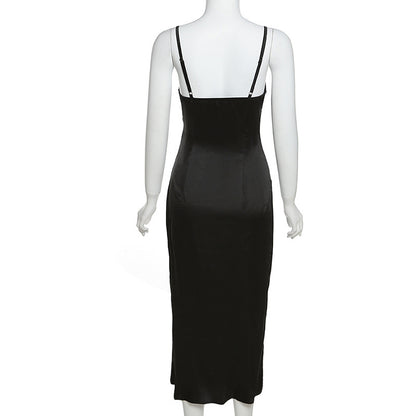 Sexy V-neck Dress With Backless Lace Stitching